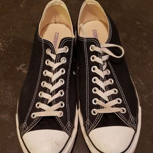CONVERSE LOW TOP SHOES